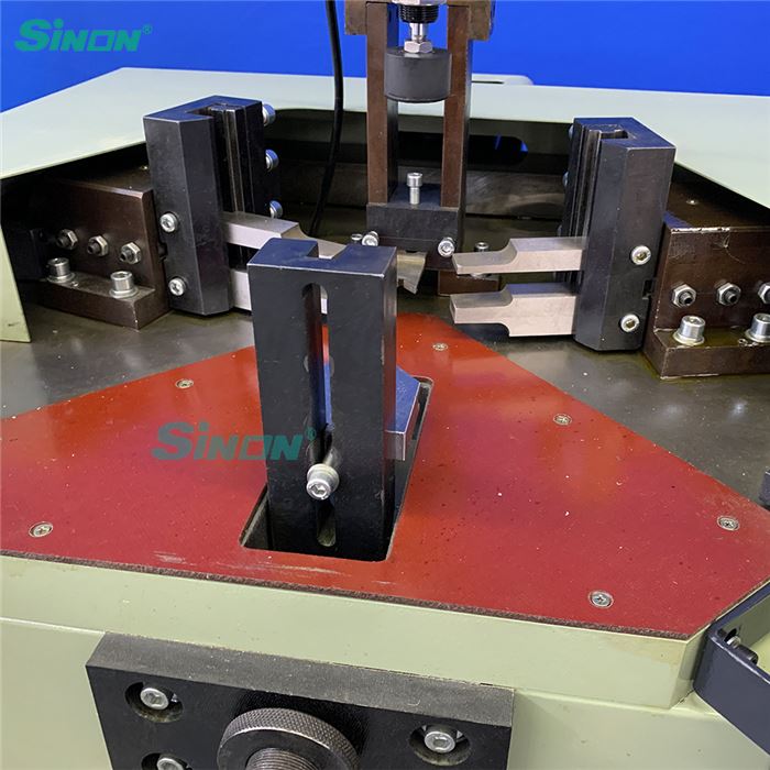Aluminum Window Corner Crimping Machine